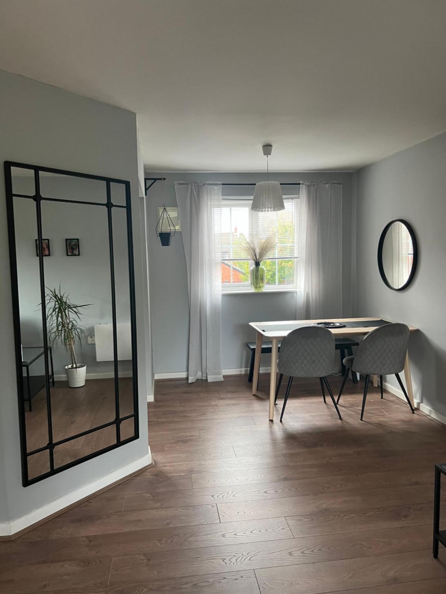 Warrington Apartment Great Sankey Экстерьер фото